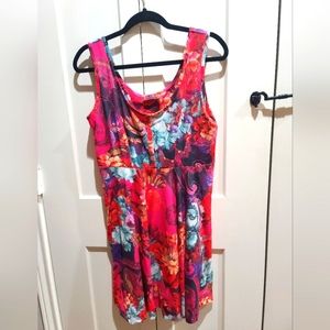 Summer dress, beautiful pattern, made in Turkey, size M